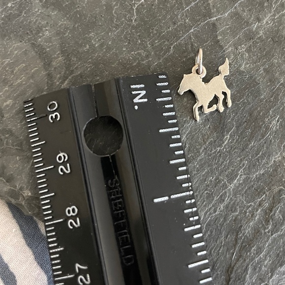 James Avery Horse Charm - Retired - Picture 2 of 3